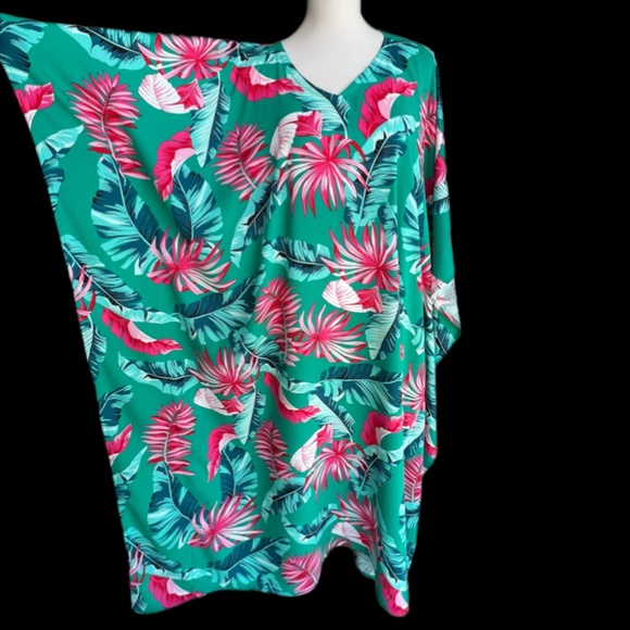 0095/ Tropical Leaves Pattern Kaftan, Hawaiian Mumu - Picture 8 of 11